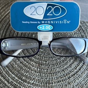 NWT Manivision reading glasses+2.00 black frame bluish purplish  black arms